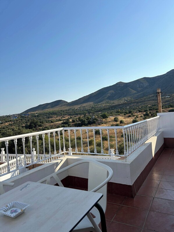 Villa, 4 Bedrooms, Smoking, Private Pool | Balcony