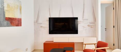 TV