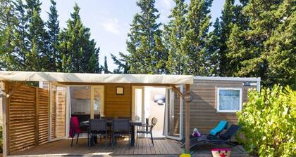 Mobil home spacieux avec terrasse pour 8 personnes