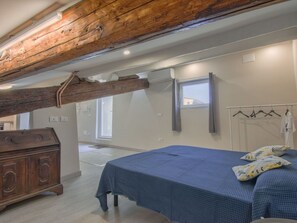 1 makuuhuone, vauvan matkasänky, ilmainen Wi-Fi