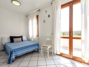 2 habitaciones y cuna de viaje 