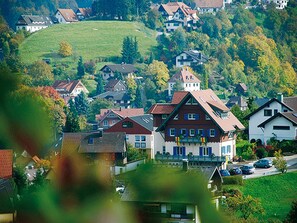 Exterior - Nature Room 'Stallglück' with French Balcony, Wi-Fi and Air Conditioning (Bühlertal)