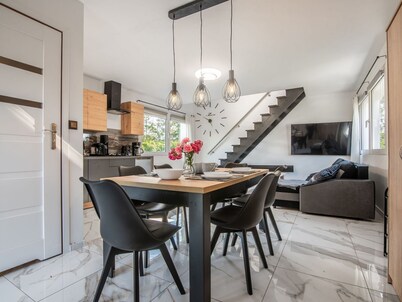 Wonderful private villa for 6 guests with A/C, WIFI, TV, pets allowed and panoramic view