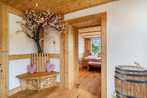 Panorama Nature Room 'Bauerngarten' with Sauna, Infrared Cabin and Air Conditioning