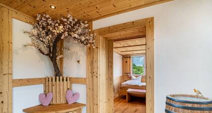 Panorama Nature Room 'Bauerngarten' with Sauna, Infrared Cabin and Air Conditioning