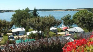 Miscellaneous - Cottage 3 bedrooms, 7 pers, terrace lake view (Salles-Curan)