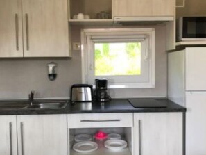 Fridge - Cozy mobile home for 4 with terrace in San Sebastián (Donostia-San Sebastián)
