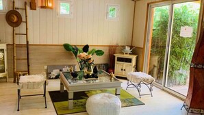 Unclassified image, 4 of 35, button - 28m² Mobile Home with Terrace for 4 People (Massillargues-Attuech)
