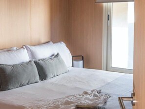 2 bedrooms, free WiFi