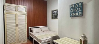 Room-the Urban Link Apartment Legazpi