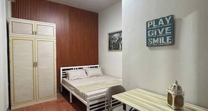 Room-the Urban Link Apartment Legazpi