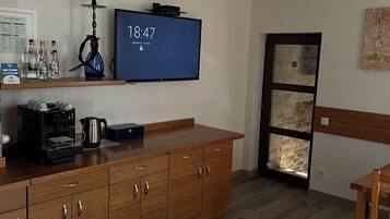 Sarapan masakan tempatan setiap hari (RON 55 seorang)