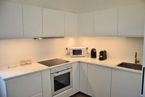 Private kitchen - Flaminio apartment with 2 rooms near Olympic Stadium, Maxxi and Auditorium (Roma)