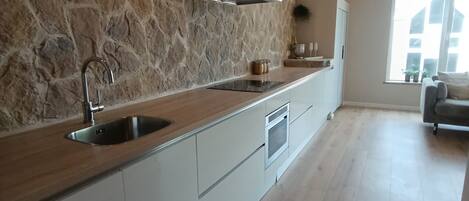 Forn, placa de cuina i rentaplats