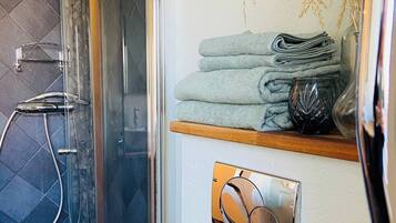 Apartemen, 1 kamar tidur | Kamar mandi