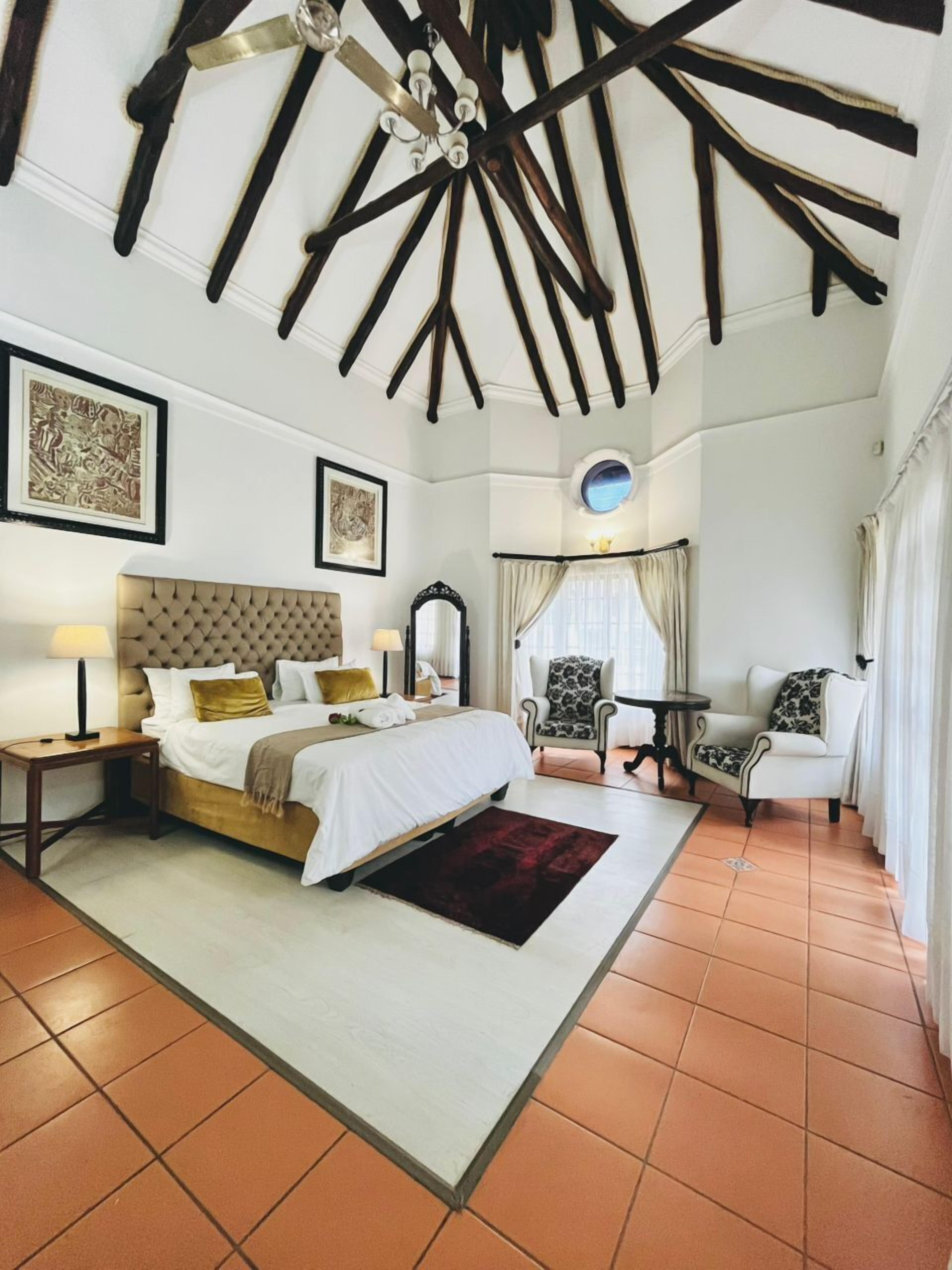 Luxury Double Room | In-room safe, laptop workspace, iron/ironing board, free WiFi