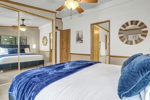 2 bedrooms, iron/ironing board, free WiFi, bed sheets