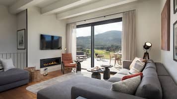 Villa, 4 Schlafzimmer, Whirlpool, Hügelblick | Wohnbereich