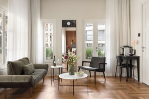 Junior Suite | Living area