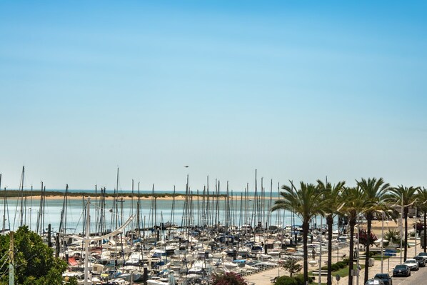Marina/club náutico