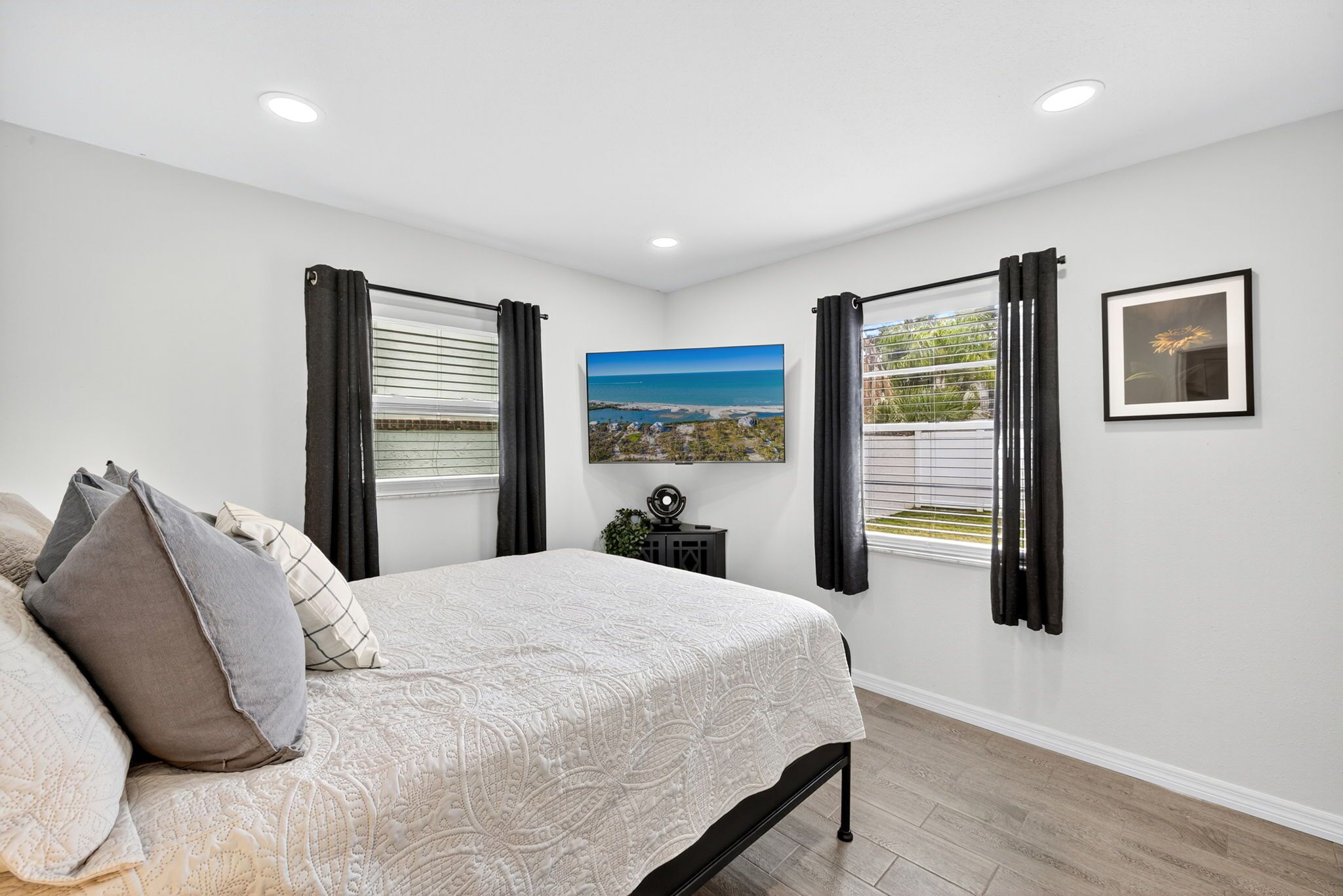 2 Schlafzimmer, Schreibtisch, Bügeleisen/Bügelbrett, kostenloses WLAN