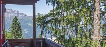 Churfirsten Blick â charm with a view & close to the lifts