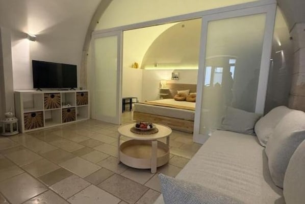 1 chambre, fer et planche à repasser, accès Internet, draps fournis