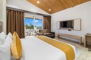 Deluxe Double Room | Memory foam beds, iron/ironing board, bed sheets