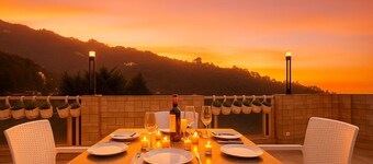 Hotel Shiva Lake - Near Mussoorie Lake