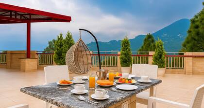 Hotel shiva Lake