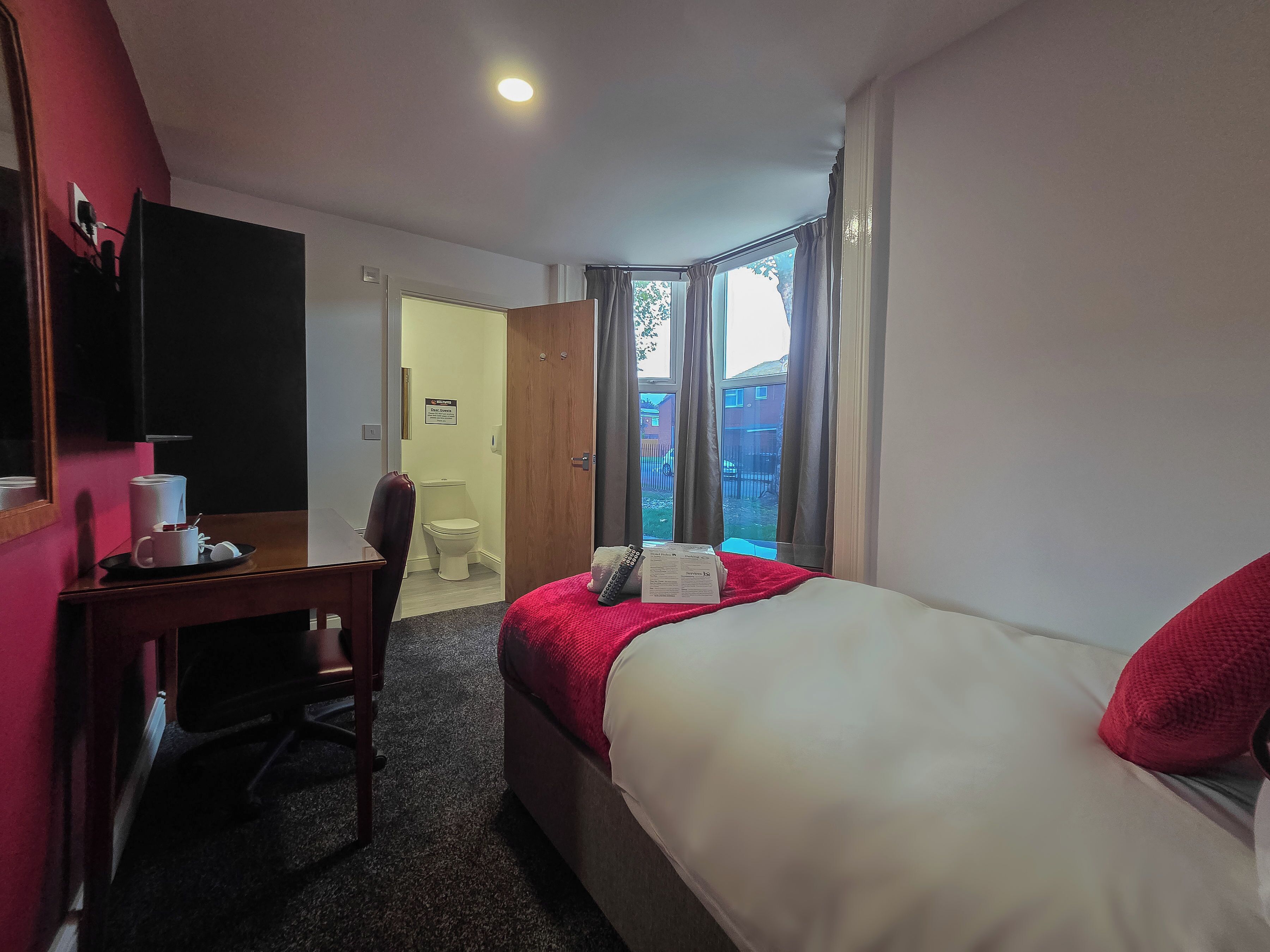 Standard Single Room | Desk, free WiFi, bed sheets