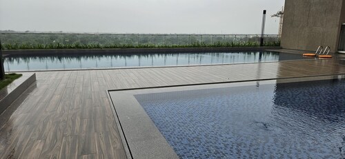 Chic 2-bedroom apartment with fitness room and AC in marvelous GIFT CITY.