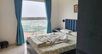Chic 2-bedroom apartment with fitness room and AC in marvelous GIFT CITY.