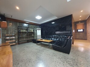 标准别墅, 阳台 | 起居区 | 平板电视