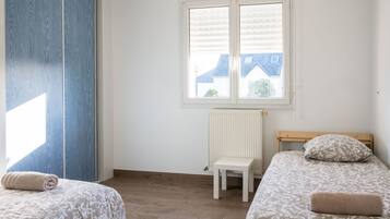 3 Schlafzimmer, Bügeleisen/Bügelbrett, kostenloses WLAN, Bettwäsche