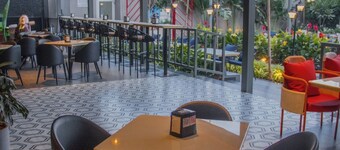 Snap Inn Rooms By The Buzz House