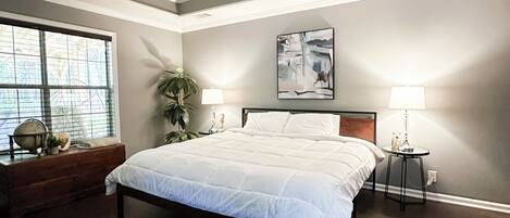 3 Schlafzimmer, Schreibtisch, Bügeleisen/Bügelbrett, kostenloses WLAN