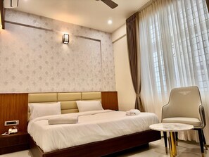 Habitació doble Deluxe | Llençols de cotó egipci i roba de llit d'alta qualitat