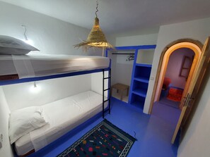 2 bedrooms, WiFi, bed sheets