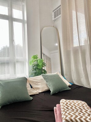 2 bedrooms, in-room safe, travel crib, free WiFi - Ideal for Long Stay 2 Bedrooms, 2-Storey Unit w/ Complete Amenities & Accesible (Naga City)