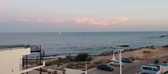 Casa Luna ;) … Maison mitoyenne à quelques pas de la mer 🌊