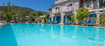 カヤ アマリ ホテル