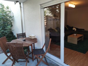 Outdoor dining - Rhein Neckar Living Neuhofen - Free WiFi & Parking (Neuhofen)