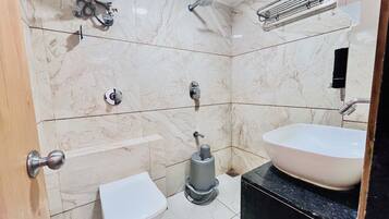 Superior Room | Bathroom