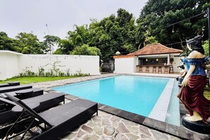 Outdoor pool - Casa Komala Uluwatu (Pecatu)