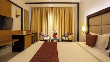 Classic Room | Minibar, desk, free WiFi, bed sheets