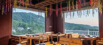 Hotel Moonglade By Royal Stays Dalhousie