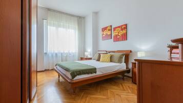 2 Schlafzimmer, Bügeleisen/Bügelbrett, kostenloses WLAN, Bettwäsche