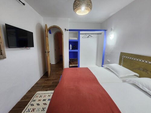 Pleasant 2-bedroom hotel suites in Chefchaouen