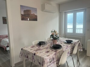 Dining - Aurora Lake Apartment (Sala Comacina)